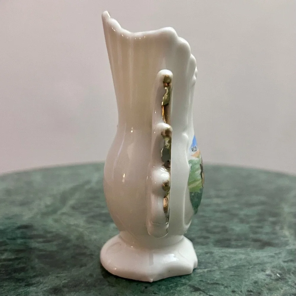 Vintage Rock City Gardens Lookout Mountain Miniature Vase Made in Occupied Japan